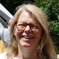 Nina Hirschbach